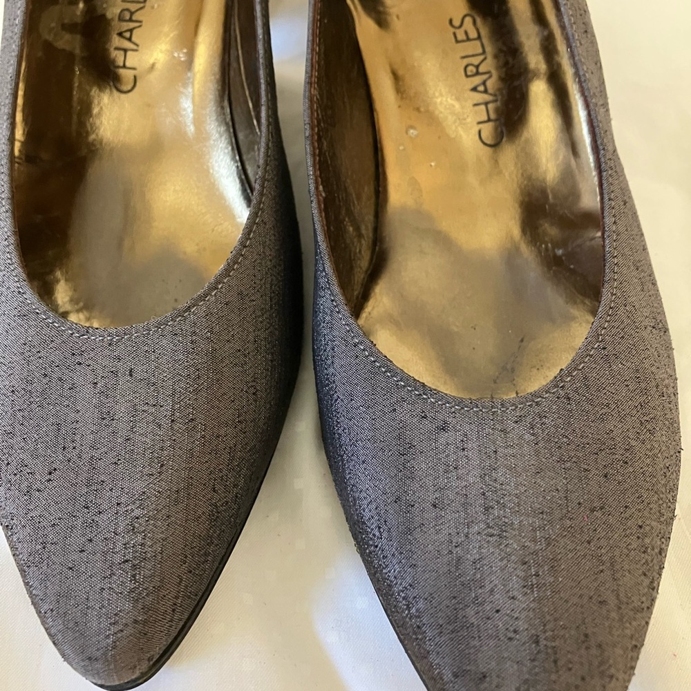 Charles Jourdan Elegant Gray pumps Heels